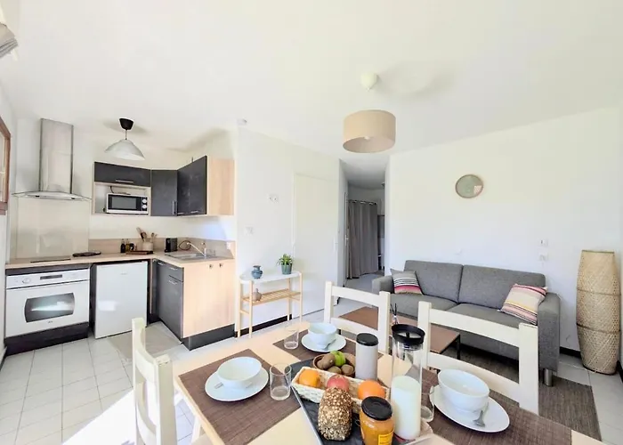 Lejlighed T2 Near Lake,pool,terrace *