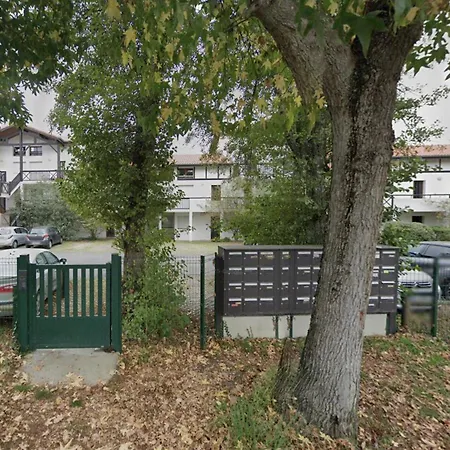 T2 Near Lake,pool,terrace アパート